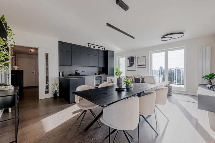 Prodej bytu 4+kk, Praha - Hostavice, Českobrodská, 115 m2