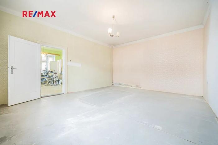 Prodej rodinného domu, Praha - Dolní Počernice, Listopadová, 302 m2