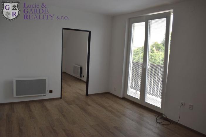 Prodej bytu 3+1, Bernartice, V zahrádce, 57 m2