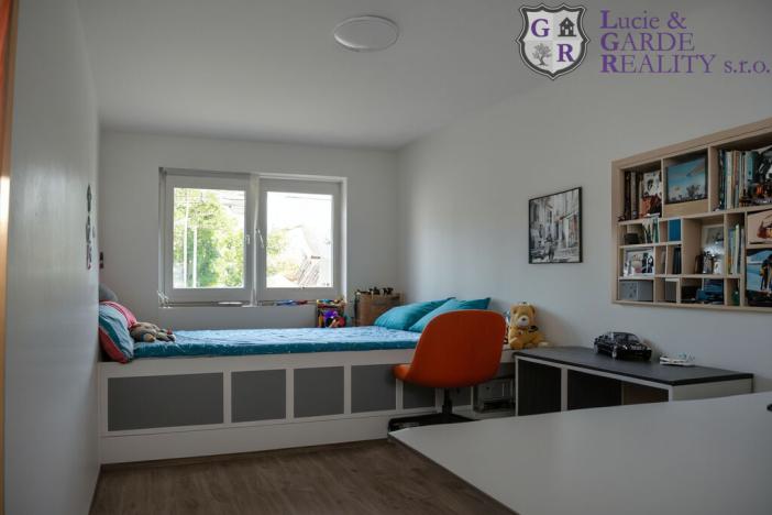 Prodej bytu 3+1, Bernartice, V zahrádce, 57 m2