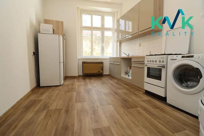Prodej bytu 1+1, Karlovy Vary, Moravská, 36 m2