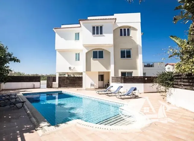 Prodej bytu 3+kk, Paralimni, Kypr, 88 m2