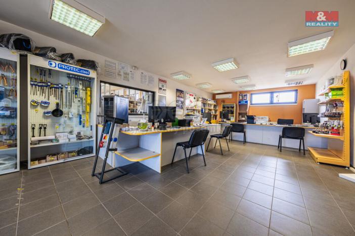 Prodej obchodního prostoru, Chomutov, Pražská, 635 m2