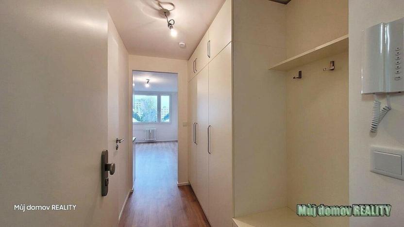 Pronájem bytu 1+kk, Praha - Chodov, Čenětická, 22 m2