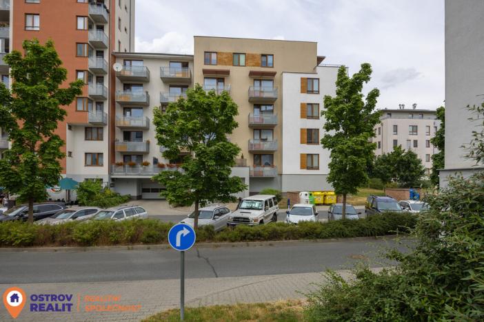 Prodej bytu 3+kk, Praha, Bermanova, 57 m2