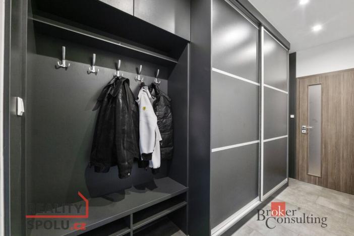 Prodej rodinného domu, Podolí, 178 m2