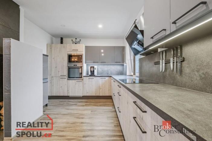 Prodej rodinného domu, Podolí, 178 m2