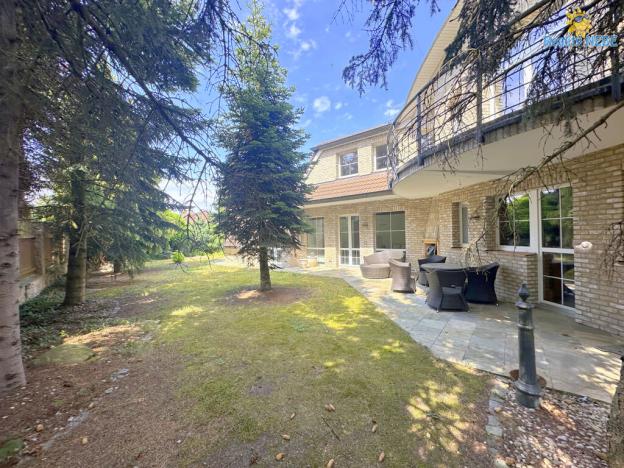 Prodej vily, Praha - Benice, U zahrádek, 427 m2