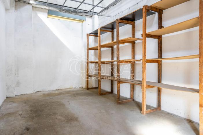 Pronájem výrobních prostor, Kralupy nad Vltavou, Lutovítova, 681 m2