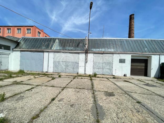 Pronájem výrobních prostor, Kralupy nad Vltavou, Lutovítova, 681 m2