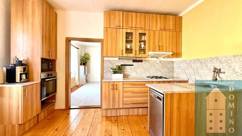 Prodej rodinného domu, Chropyně, Hrad, 250 m2