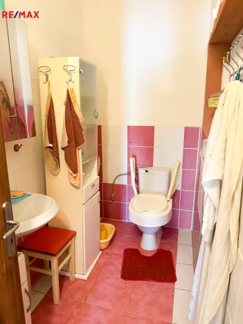 Prodej rodinného domu, Úžice, 150 m2