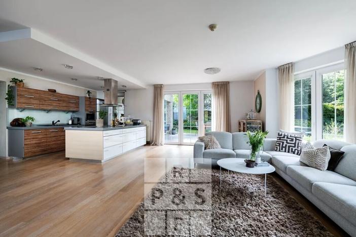 Prodej rodinného domu, Průhonice, Pod Valem II., 243 m2