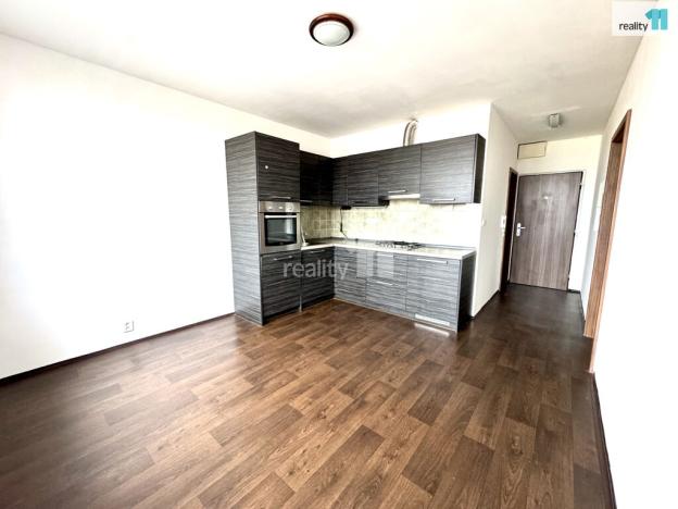 Pronájem bytu 2+kk, Praha, Zárubova, 48 m2