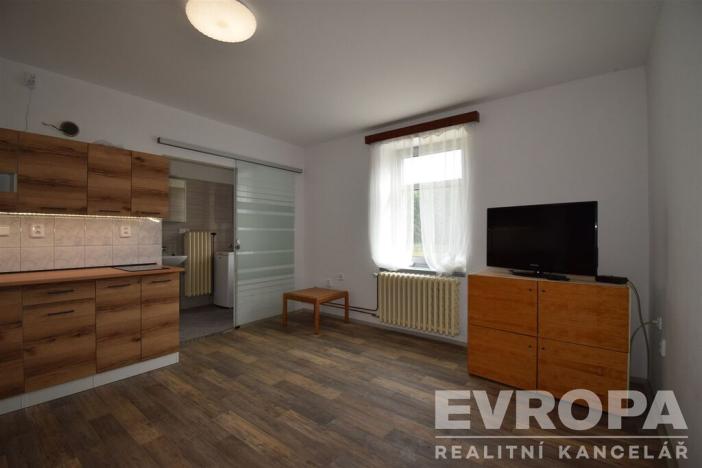 Pronájem bytu 1+kk, Štipoklasy, 24 m2
