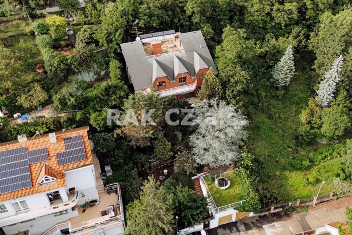 Prodej rodinného domu, Praha - Záběhlice, Ke skalkám, 250 m2