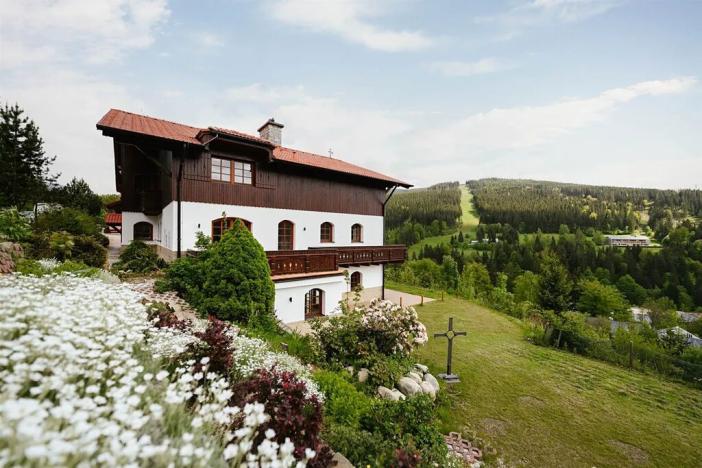 Prodej bytu 2+kk, Špindlerův Mlýn, Vodárenská, 48 m2