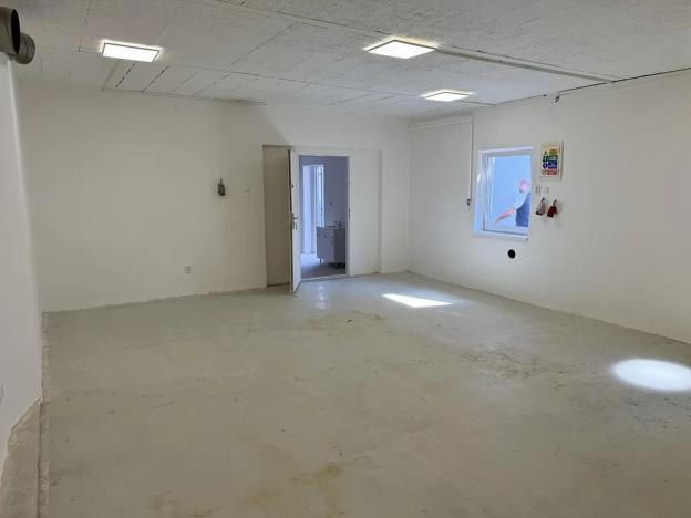 Pronájem výrobních prostor, Brno, Mojmírovo náměstí, 60 m2