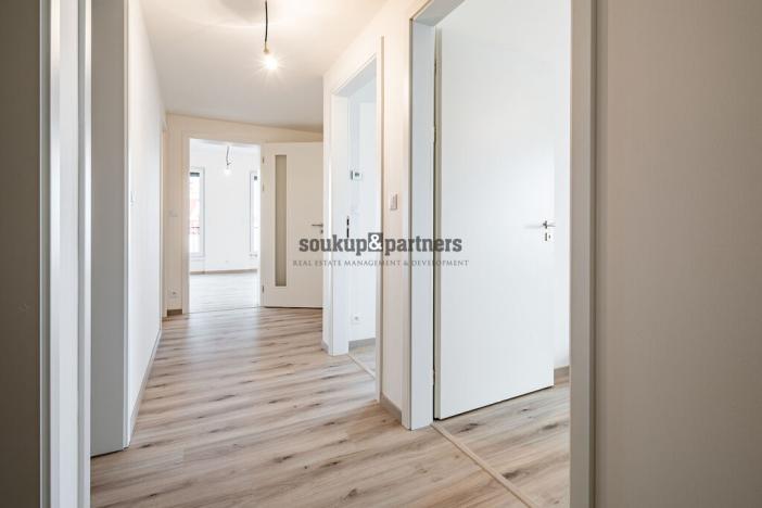 Prodej bytu 3+kk, Praha - Hloubětín, Poděbradská, 76 m2