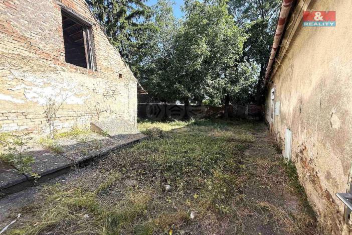 Prodej rodinného domu, Velim, náměstí Obránců míru, 132 m2