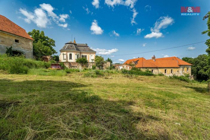 Prodej historického objektu, Zvoleněves, 5000 m2