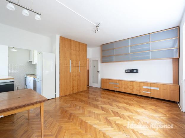 Pronájem bytu 2+1, Praha - Smíchov, Pod Skalkou, 55 m2