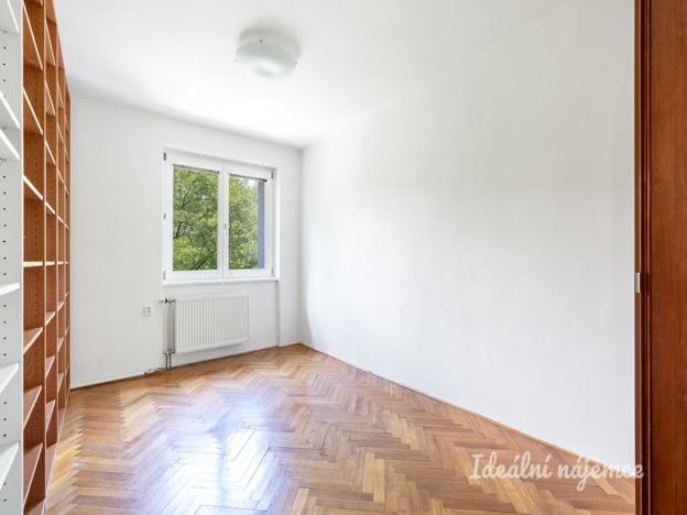 Pronájem bytu 2+1, Praha - Smíchov, Pod Skalkou, 55 m2