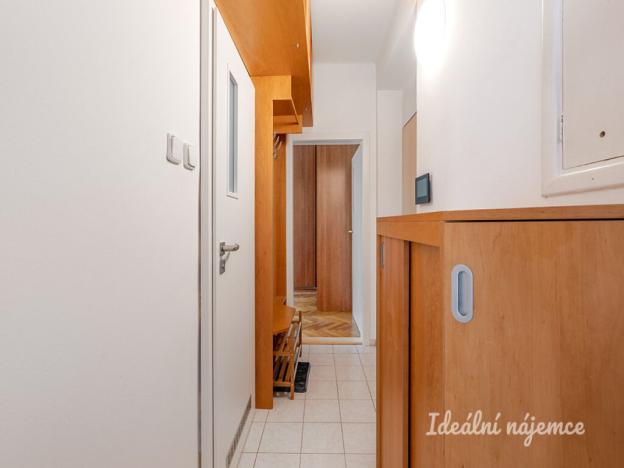 Pronájem bytu 2+1, Praha - Smíchov, Pod Skalkou, 55 m2