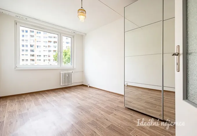 Pronájem bytu 3+1, Praha, Generála Janouška, 80 m2