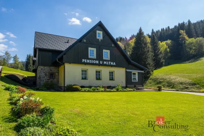 Prodej ubytování, Malá Úpa - Dolní Malá Úpa, 528 m2