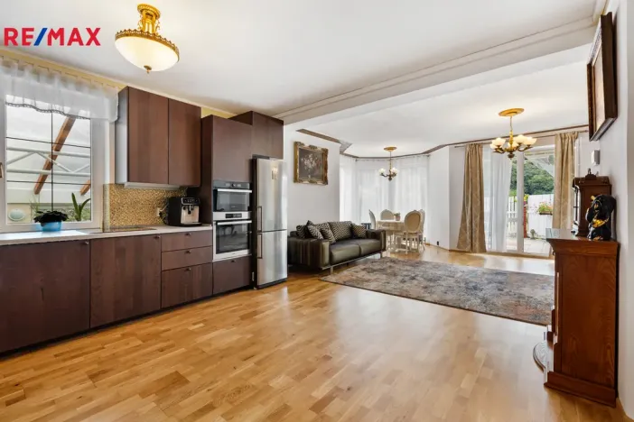 Prodej rodinného domu, Kyselka - Radošov, 263 m2