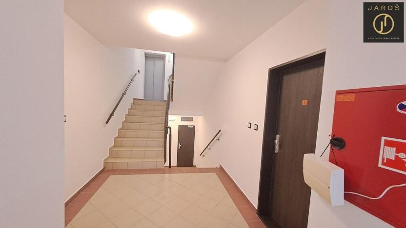 Prodej bytu 3+kk, Karlovy Vary, U Trati, 86 m2