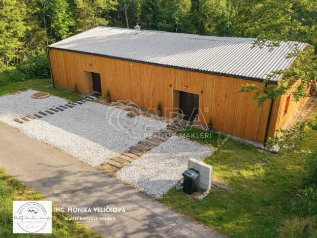 Prodej rodinného domu, Mikulovice, Na Bukovci, 200 m2