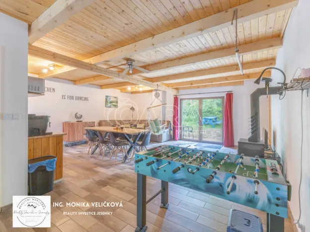 Prodej rodinného domu, Mikulovice, Na Bukovci, 200 m2