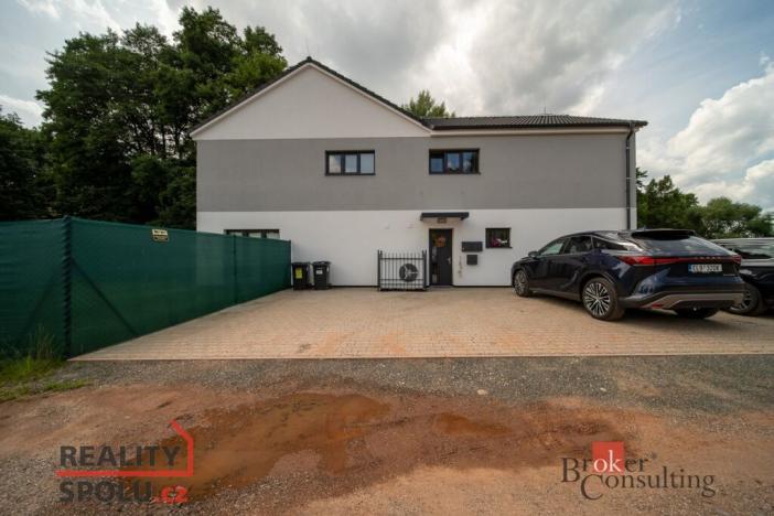 Prodej rodinného domu, Trutnov, 273 m2