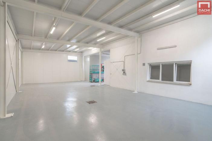 Pronájem skladu, Prostějov, Floriánské nám., 390 m2