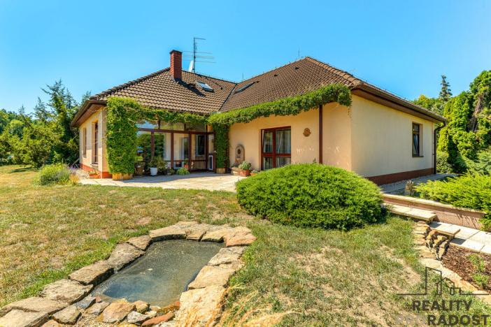 Prodej rodinného domu, Králův Dvůr - Křižatky, 240 m2