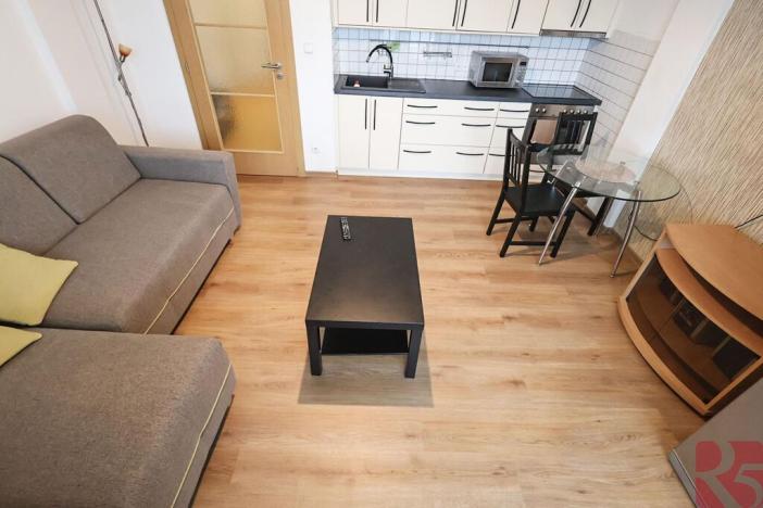 Pronájem bytu 2+kk, Praha - Libeň, Českomoravská, 59 m2
