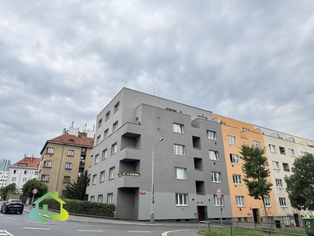 Pronájem bytu 1+kk, Praha - Nusle, Na Jezerce, 36 m2