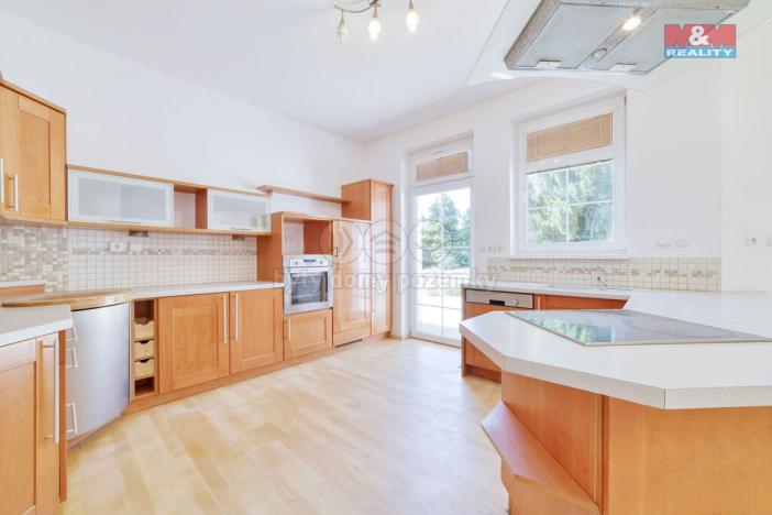 Prodej rodinného domu, Mariánské Lázně - Úšovice, U Zastávky, 232 m2