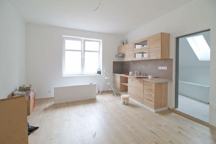 Pronájem bytu 2+kk, Nýřany, Benešova třída, 51 m2