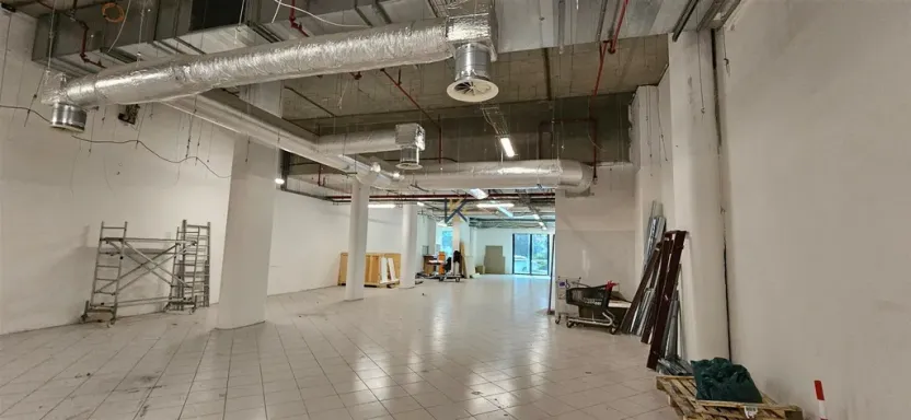 Pronájem obchodního prostoru, Praha - Ruzyně, Aviatická, 770 m2