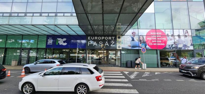 Pronájem obchodního prostoru, Praha - Ruzyně, Aviatická, 253 m2