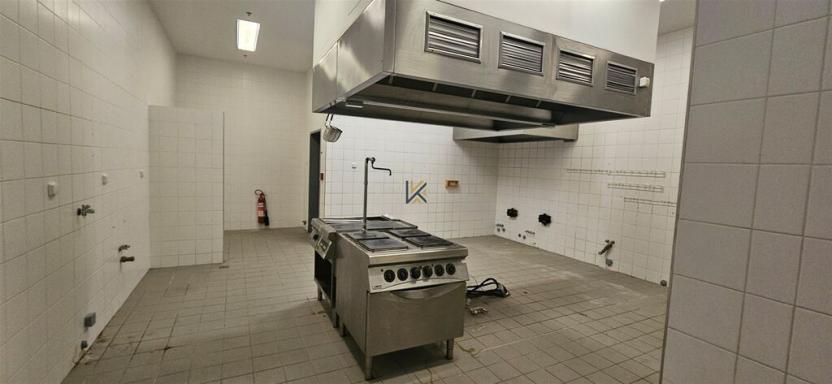 Pronájem obchodního prostoru, Praha - Ruzyně, Aviatická, 619 m2