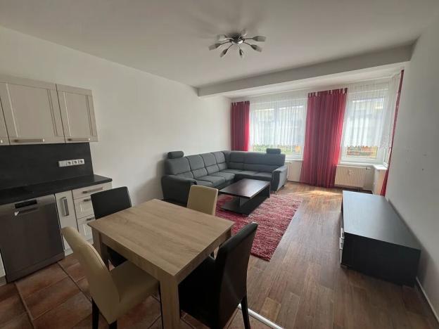 Pronájem bytu 2+kk, Praha - Hlubočepy, Werichova, 47 m2
