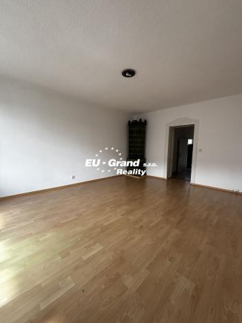 Pronájem bytu 2+1, Varnsdorf, Legií, 90 m2