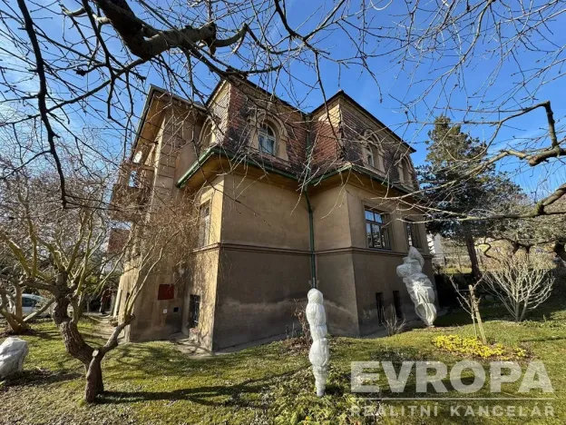 Prodej vily, Plzeň, Karoliny Světlé, 450 m2