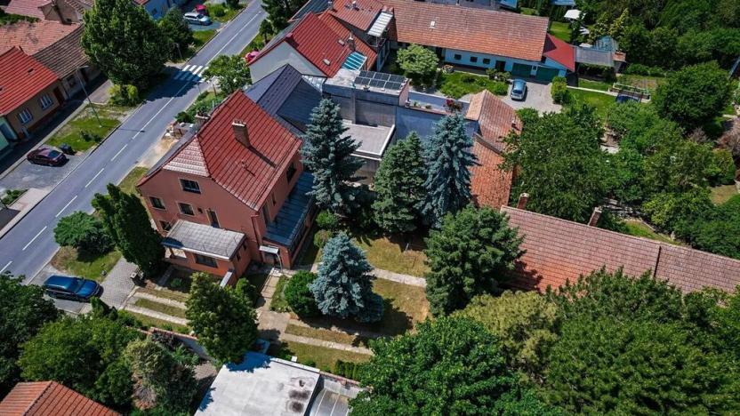 Prodej rodinného domu, Hajany, 158 m2