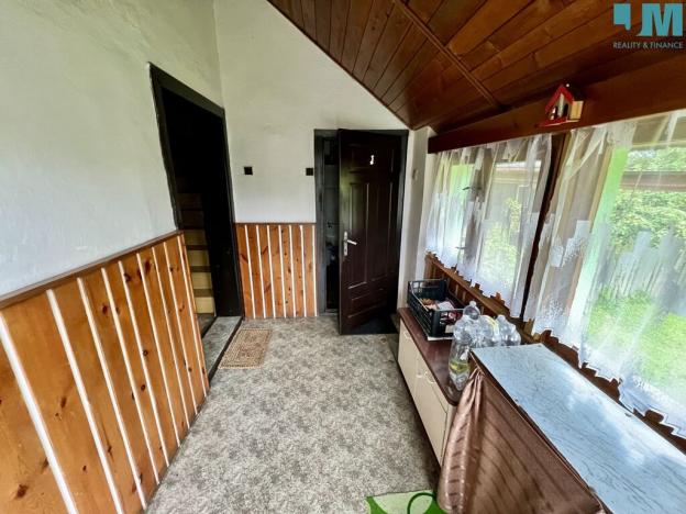 Prodej podílu 1/2 chalupy, Vápenná, 150 m2