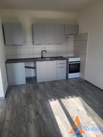 Pronájem bytu 3+1, Děčín - Děčín XXXII-Boletice nad Labem, V Sídlišti, 80 m2